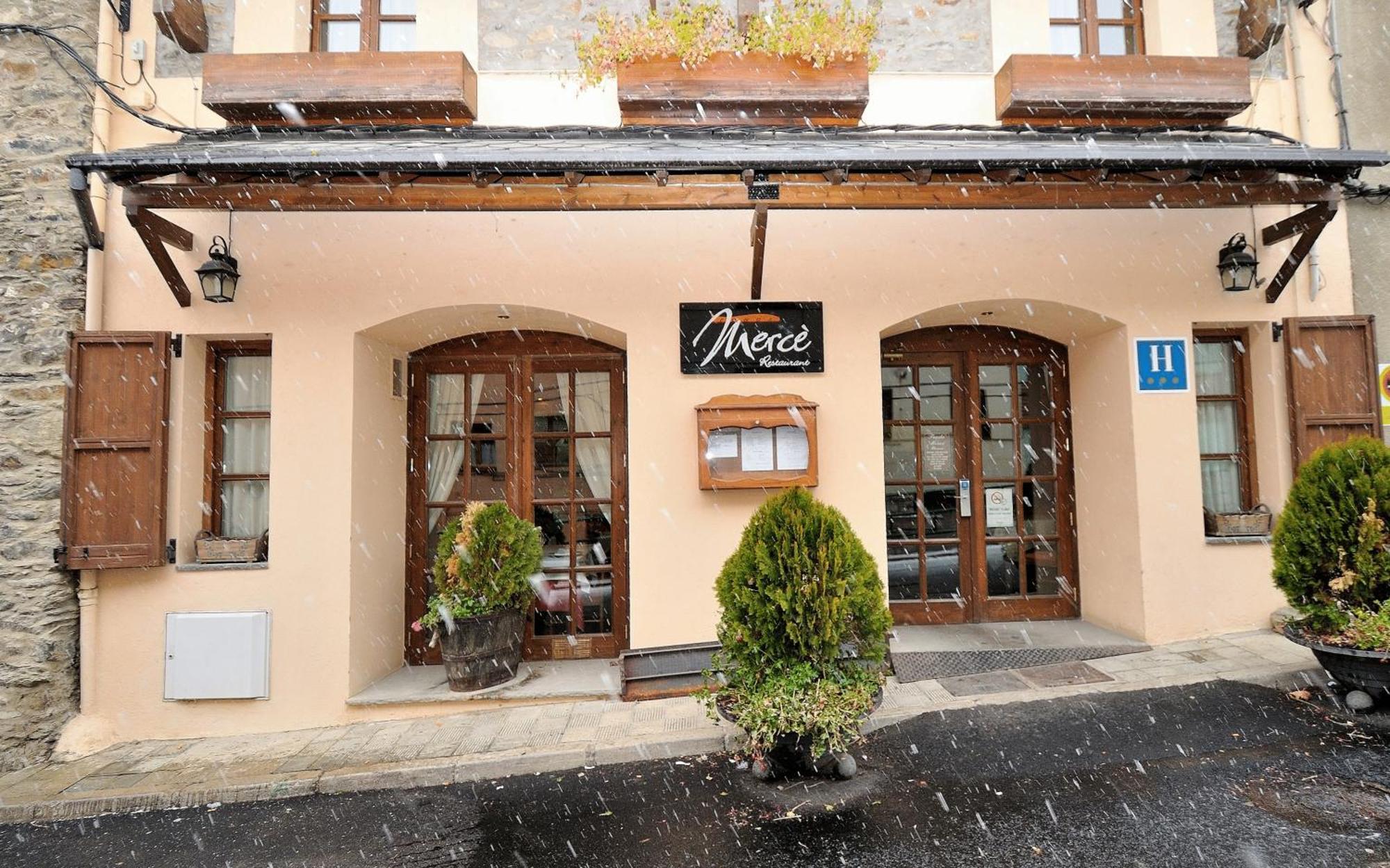 Hotel Fonda Merce Llivia Zewnętrze zdjęcie