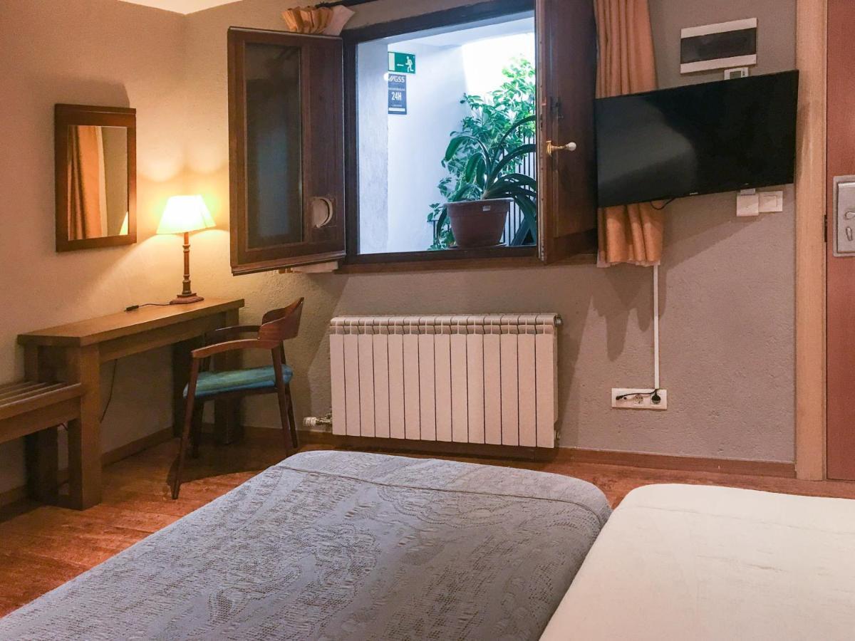 Hotel Fonda Merce Llivia Zewnętrze zdjęcie