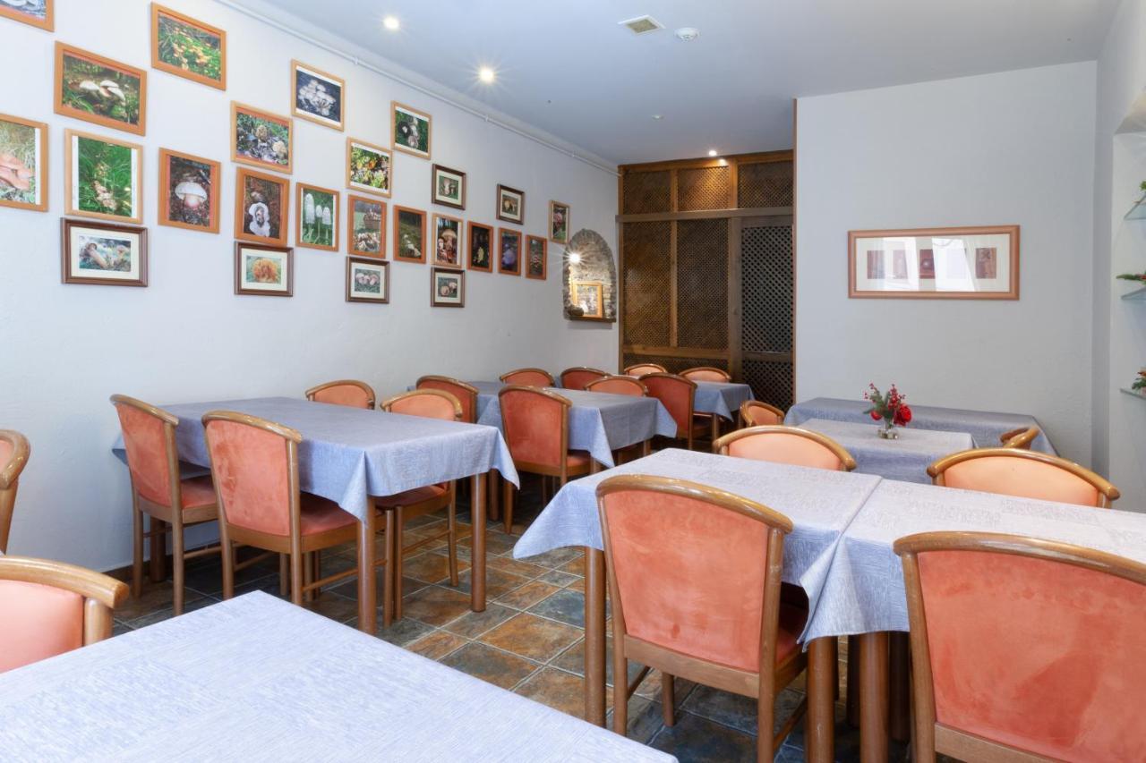 Hotel Fonda Merce Llivia Zewnętrze zdjęcie