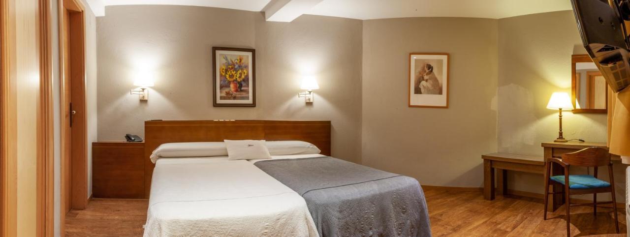 Hotel Fonda Merce Llivia Zewnętrze zdjęcie