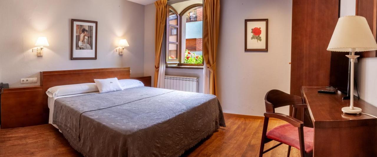 Hotel Fonda Merce Llivia Zewnętrze zdjęcie
